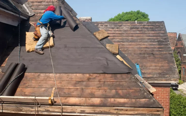 5 Benefits of Hiring a Local Roofing Contractor